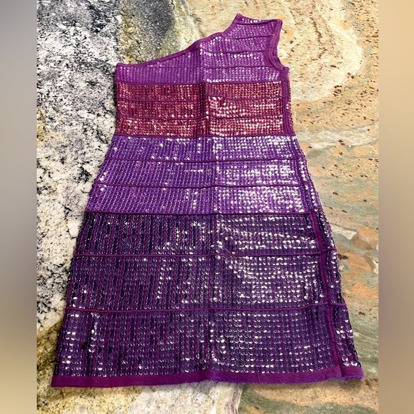 WOW COUTURE PURPLE/PINK Sequined one shoulder bodycon dress - Picture 3 of 3